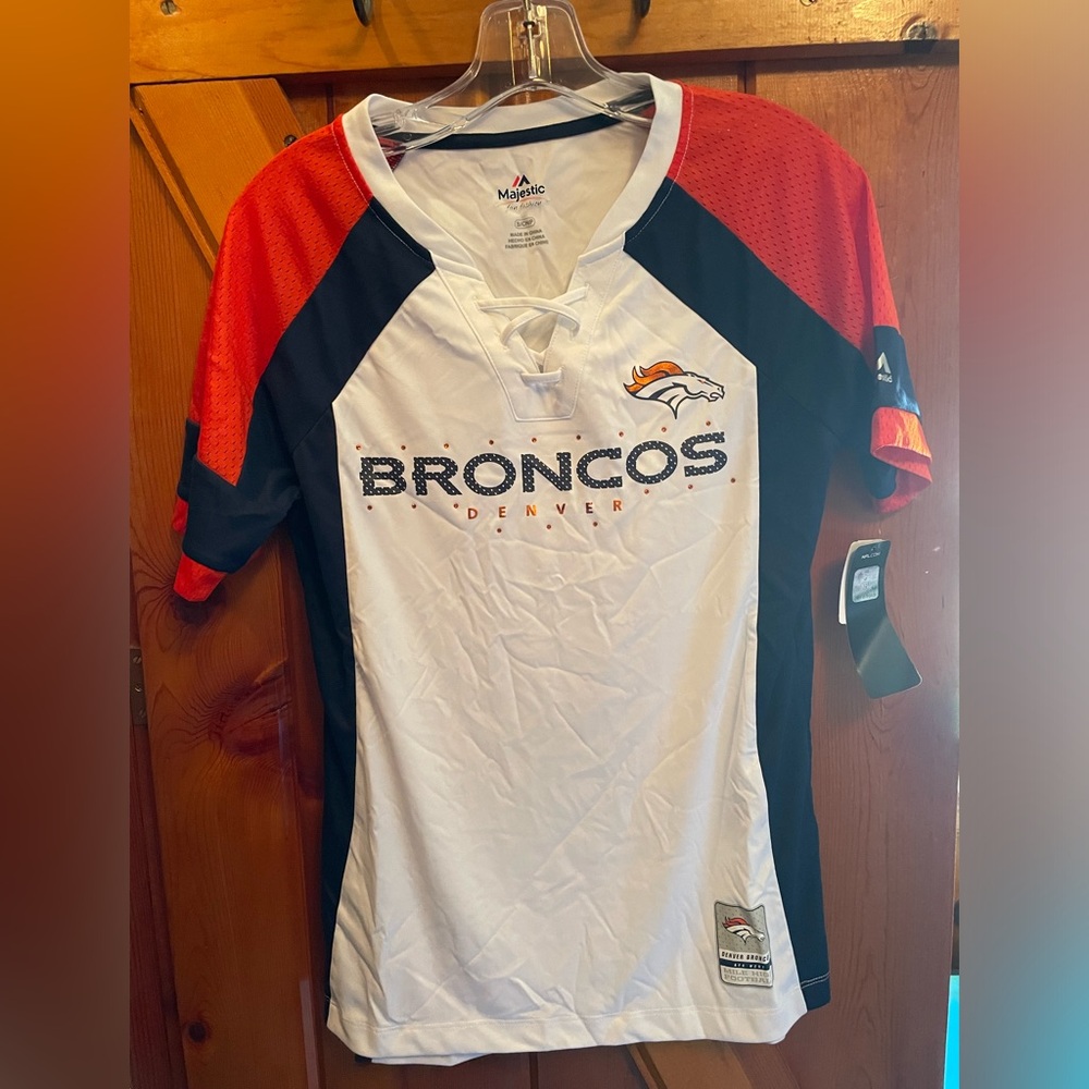 Denver Broncos NFL women’s tee size small. Bedazzled and flattering fit. NWT